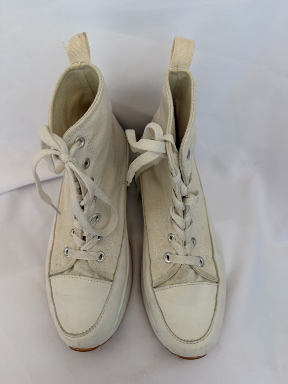 MADRAG Cream High-Top Lace-Up Platform Sneakers with Contrasting Lug Sole - Picture 7 of 15